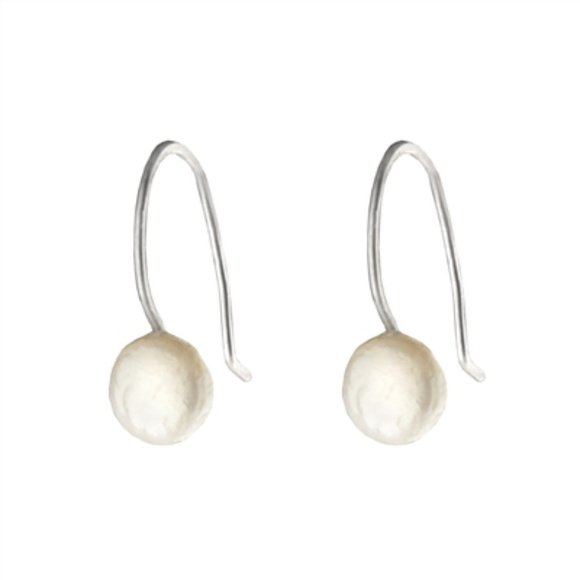 Small Prosperity Earrings in Sterling Silver - Picture 1 of 3